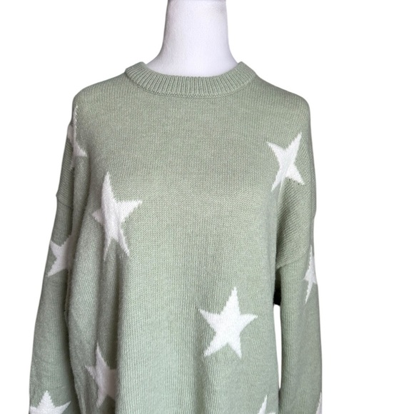 Emma's Expressions Light Green Stars Sweater Size L NWT - Picture 15 of 17